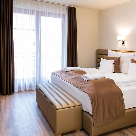 Foter Rezidencia 3 Lägenhet Győr Exteriör bild